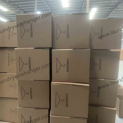 Gross Weight 13kgs Per Box Clothes Clean Hanger 14.5gauge 1.9mm Thickness Metal Clothes Clean Hanger Designed for Garment Display and Storage