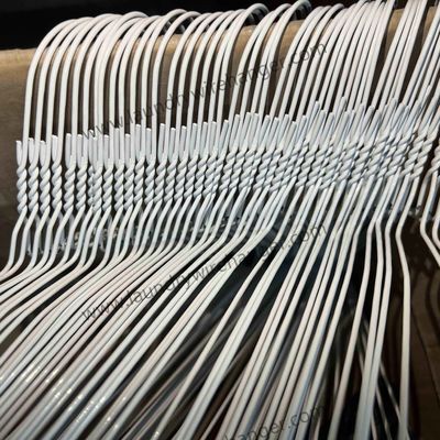 Gross Weight 13kgs Per Box Clothes Clean Hanger 14.5gauge 1.9mm Thickness Metal Clothes Clean Hanger Designed for Garment Display and Storage