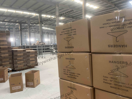 500 Pcs Per Carton Laundry Wire Hanger Durable 1.75mm-3.0mm Diameter Range