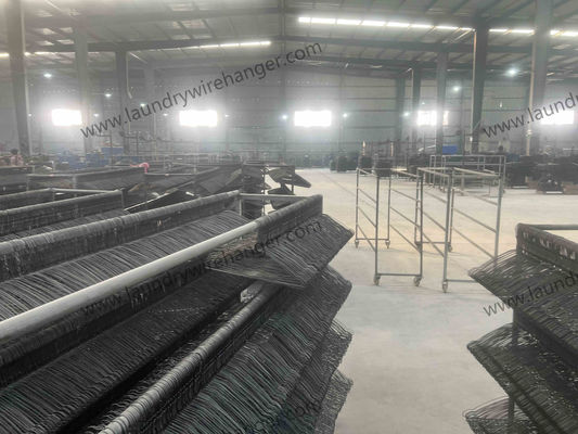 Rounded Hook End White Wire Coat Hangers , Dry Cleaner Shirt Dryer Hanger