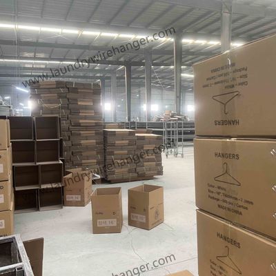 Durable Laundry Wire Hanger Lightweight Indoor / Outdoor Use Easy To Use