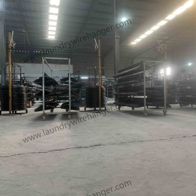 Commercial Strong Coat Hangers Custom Color For Cold Weather Cloth Items