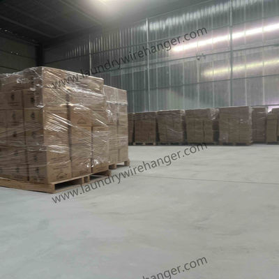 16inch 40cm Coated White Wire Hangers 500pcs Per Carton Ideal for Clothing Retailers and Laundry Services Bulk Packaging