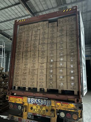 Steel Wire Galvanized Steel Wire Hangers Hanger Height 205cm Rust Proof Durable Designed for Apparel Retail and Industrial