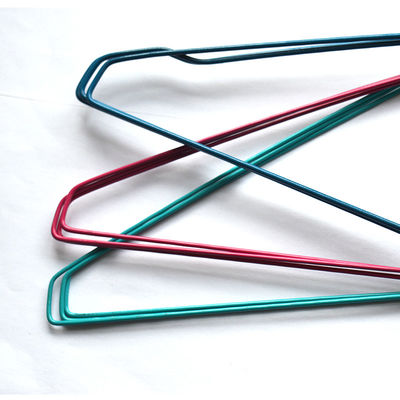 Powder Coated Steel Wire Hangers 16 Inch Size 13.5 Gauge Diameter Durable