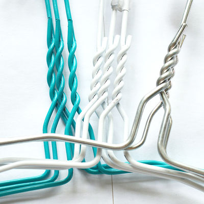 40cm Hanger Height Wire Laundry Hanger Robust 2.2 Mm Wire Diameter Designed for Professional Clothes Drying Solutions