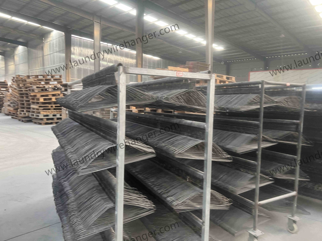 Gold Clothes Wire Hanger For Dry Cleaning Store / Hotels Eco Friendly