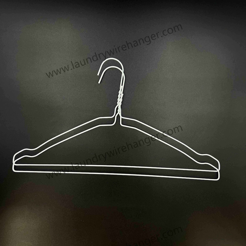 18inch Notched Dry Cleaner Hanger For Dry Cleaning Shop