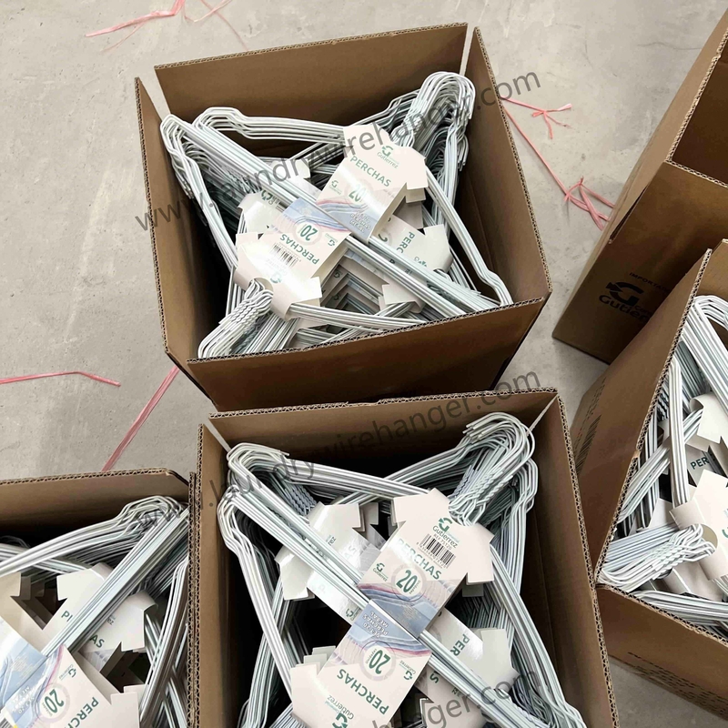 18inch Good Quality Wire Shirt Hangers For Laundromat