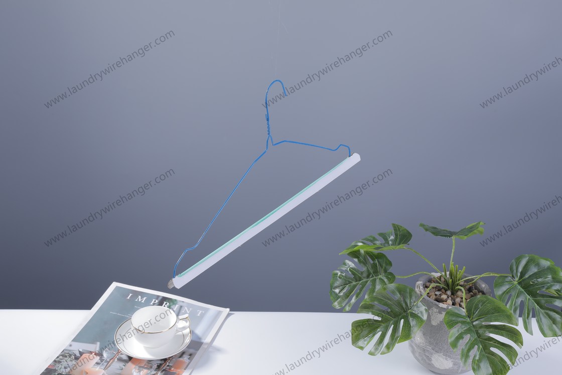 Lightweight Jacket Coat Hangers , Modern Clothes Hanger For Laundry Store