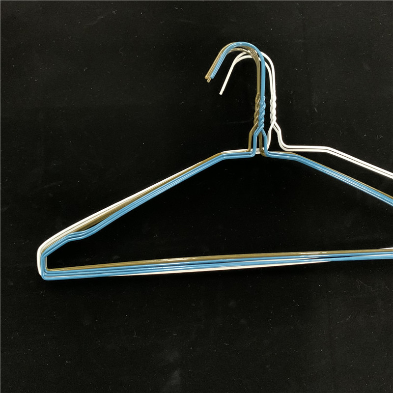 16 Inch 1.9mm Clothes Wire Hanger Wear Resisitant Blue Color Notched Painting